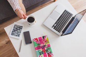 The Rise of Side Hustles: How Gen Z Is Redefining Work